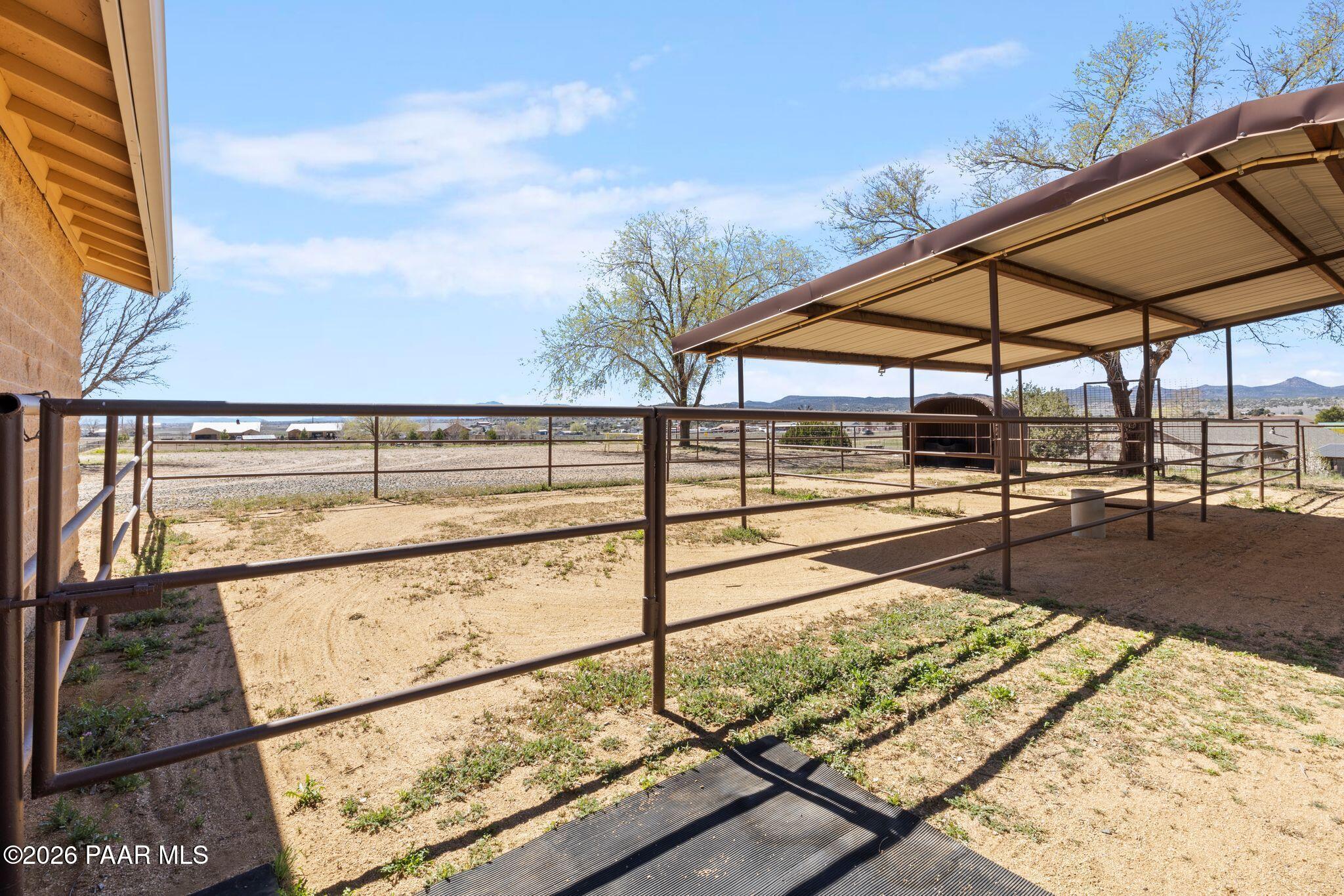 650 East Rimrock Road Paulden, AZ 86334 - Photo 73 of 108 Pipe Corrals