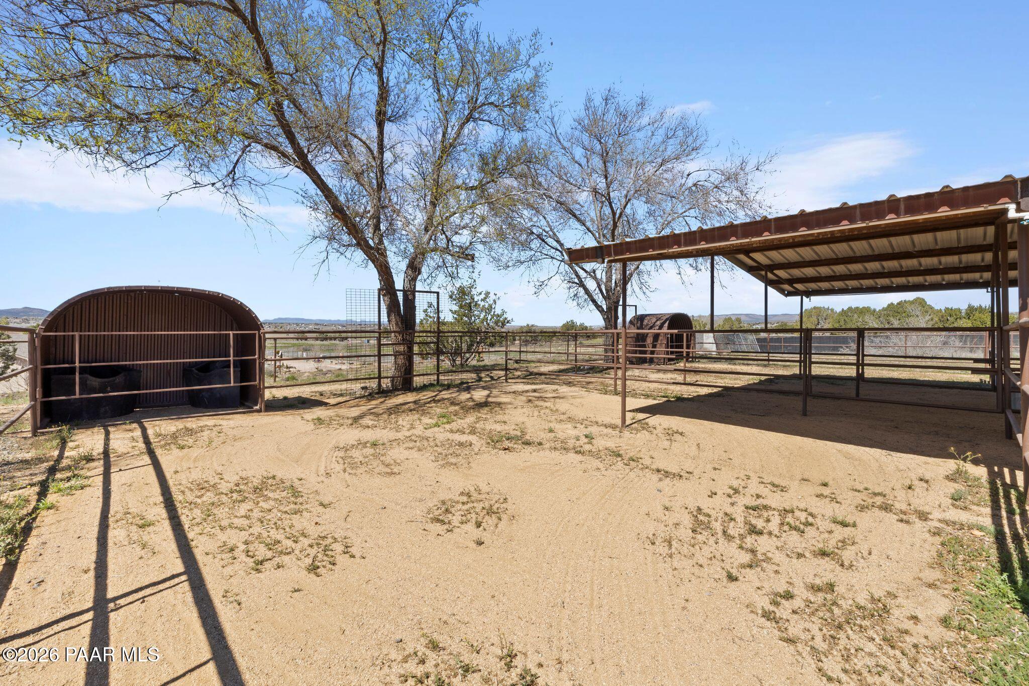 650 East Rimrock Road Paulden, AZ 86334 - Photo 76 of 108 corrals