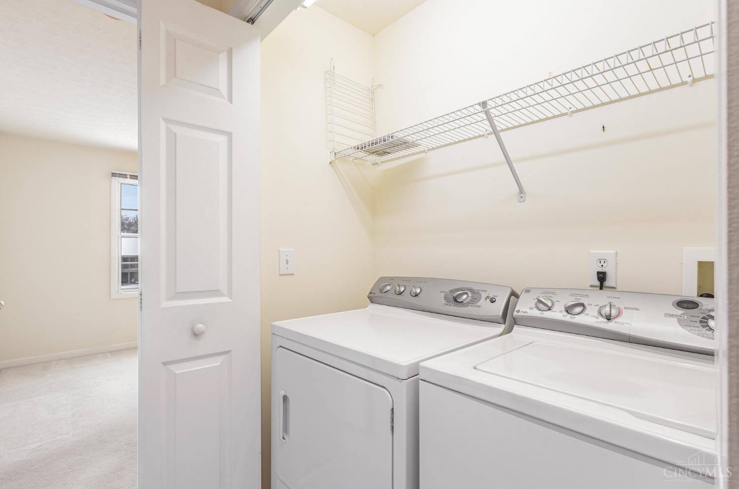 5673 Samver Road Cincinnati, OH 45239 - Photo 15 of 29