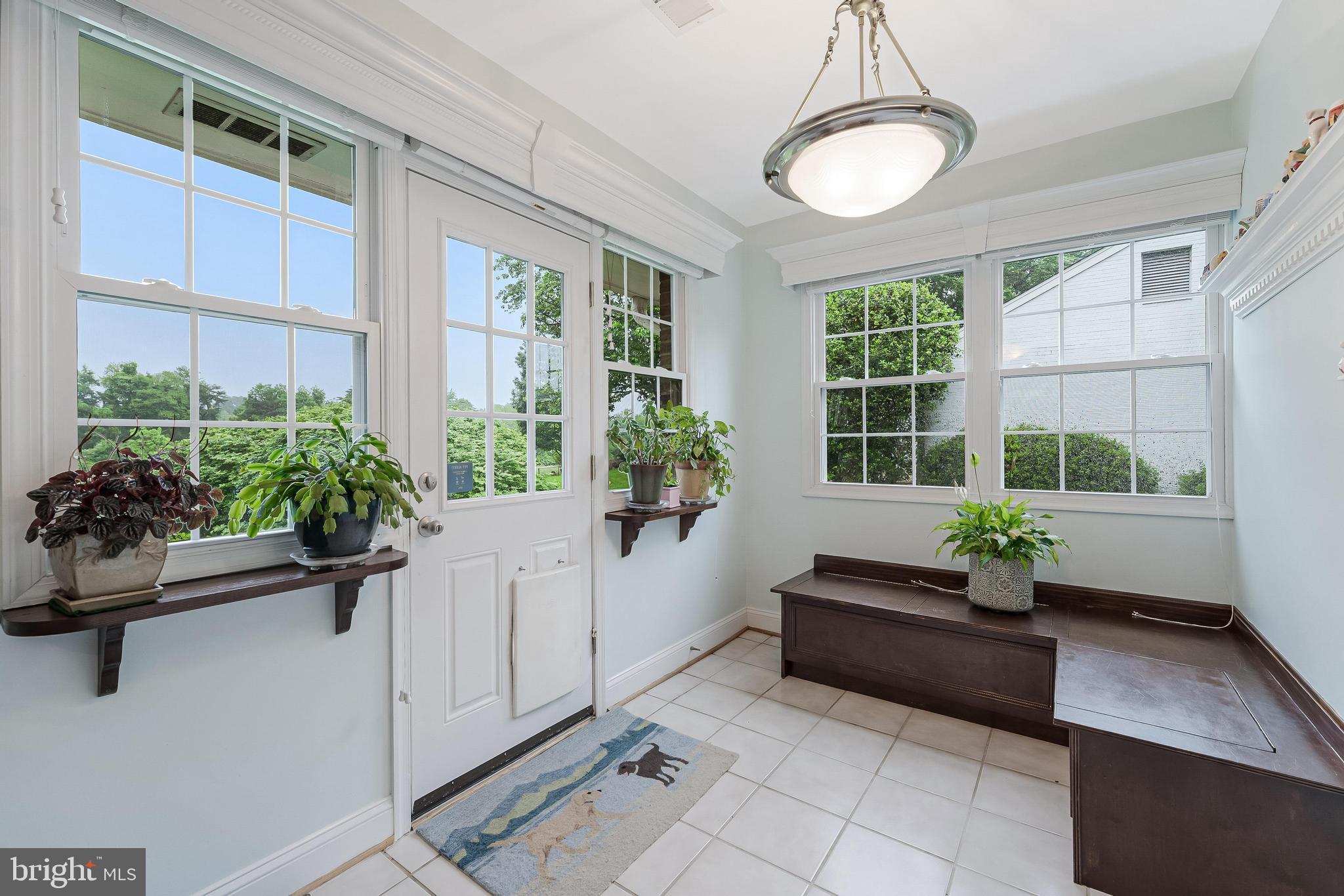1243 Kurtz Road McLean, VA 22101 - Photo 11 of 26 Gallery Image 11