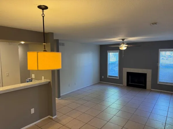 $1,750 | 3166 South Semoran Boulevard, Unit 1004, Orlando, FL 32822