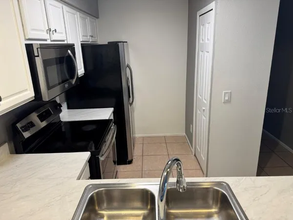 $1,750 | 3166 South Semoran Boulevard, Unit 1004, Orlando, FL 32822