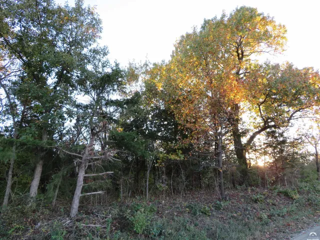 $180,000 | 0 94th Street, Oskaloosa, KS 66066