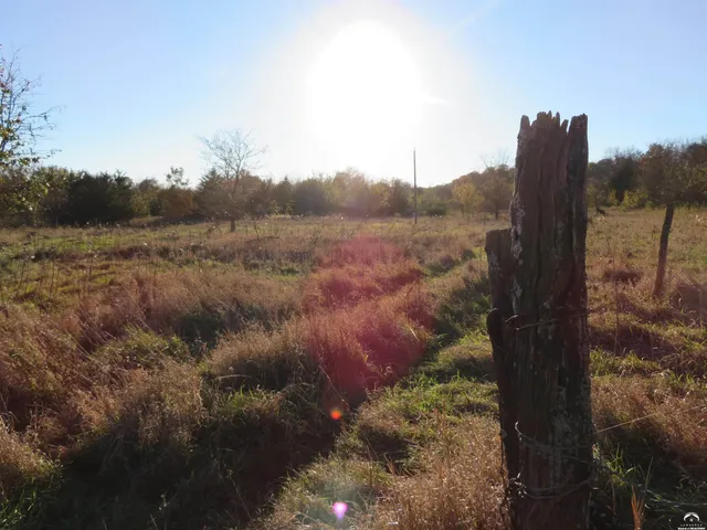 $180,000 | 0 94th Street, Oskaloosa, KS 66066