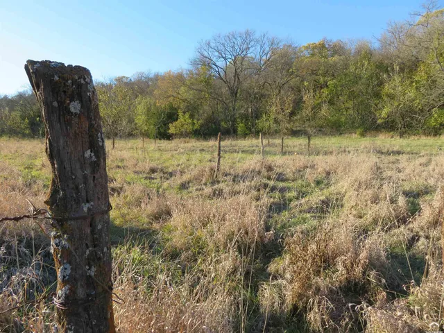 $180,000 | 0 94th Street, Oskaloosa, KS 66066