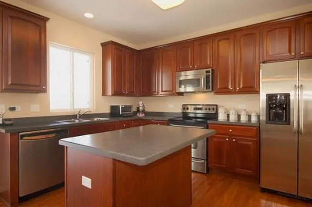 $455,900 | 254 South Cranberry Street, Bolingbrook, IL 60490