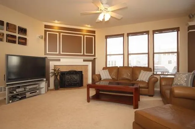 $455,900 | 254 South Cranberry Street, Bolingbrook, IL 60490