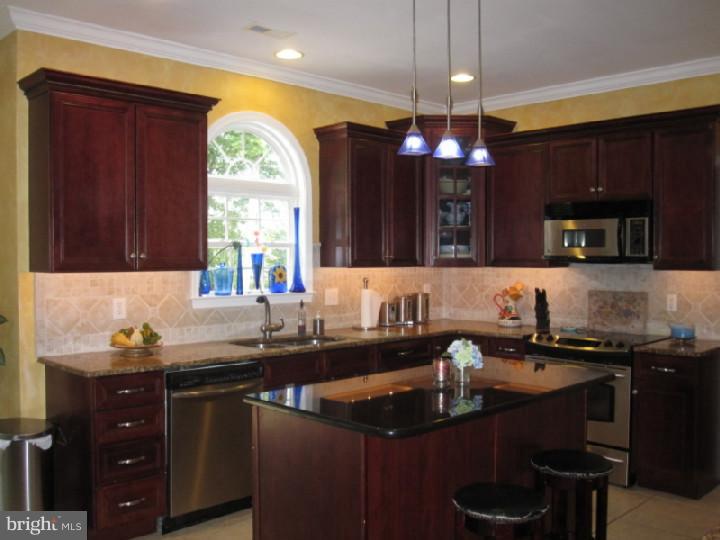 18 Rutland Shamong, NJ 08088 - Photo 6 of 25 Kitchen
