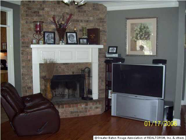 18419 Perkins Oak Road Prairieville, LA 70769 - Photo 2 of 7 Gallery Image 2