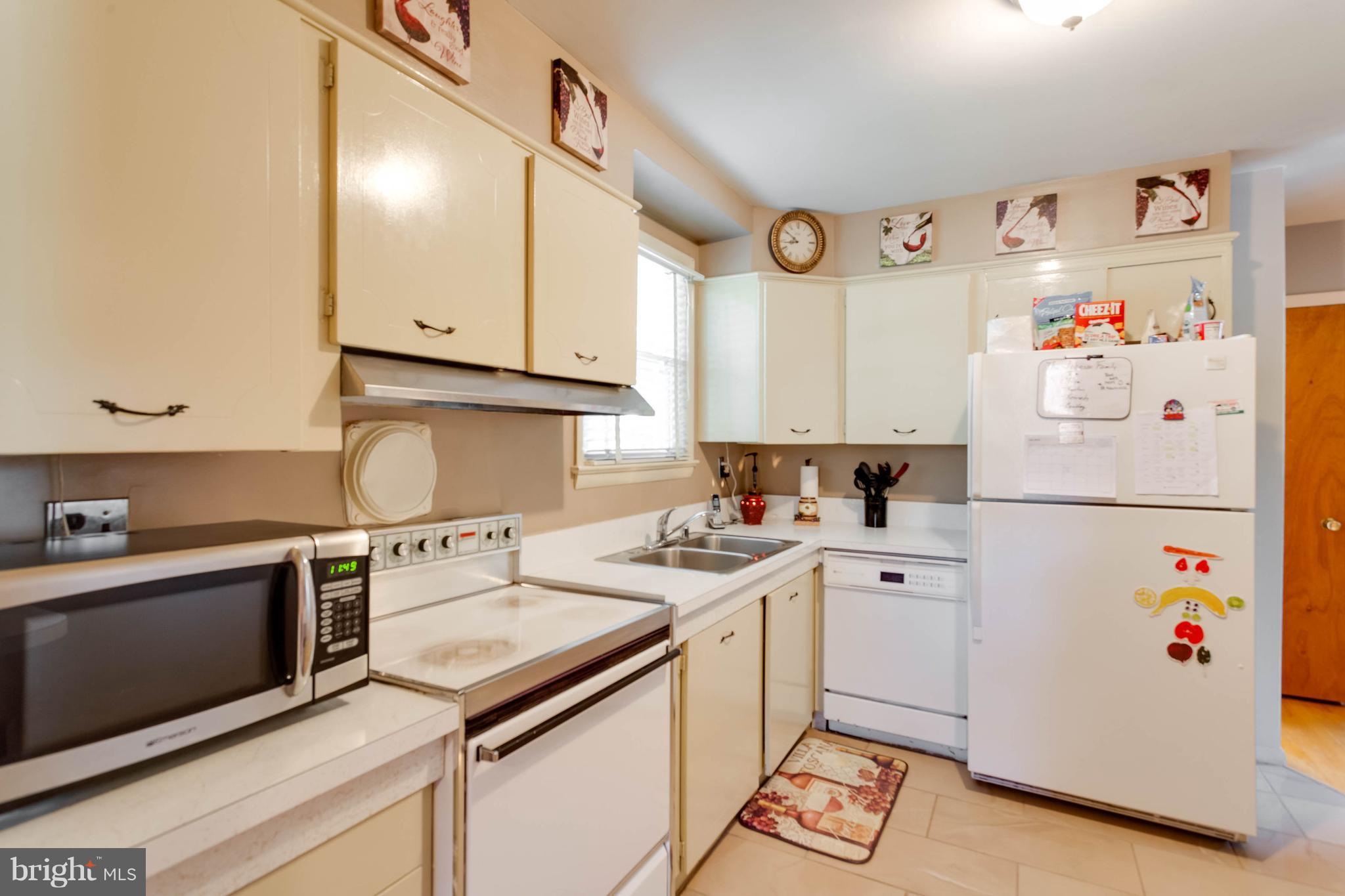 7120 Buchanan Road Temple Hills, MD 20748 - Photo 8 of 26 Kitchen