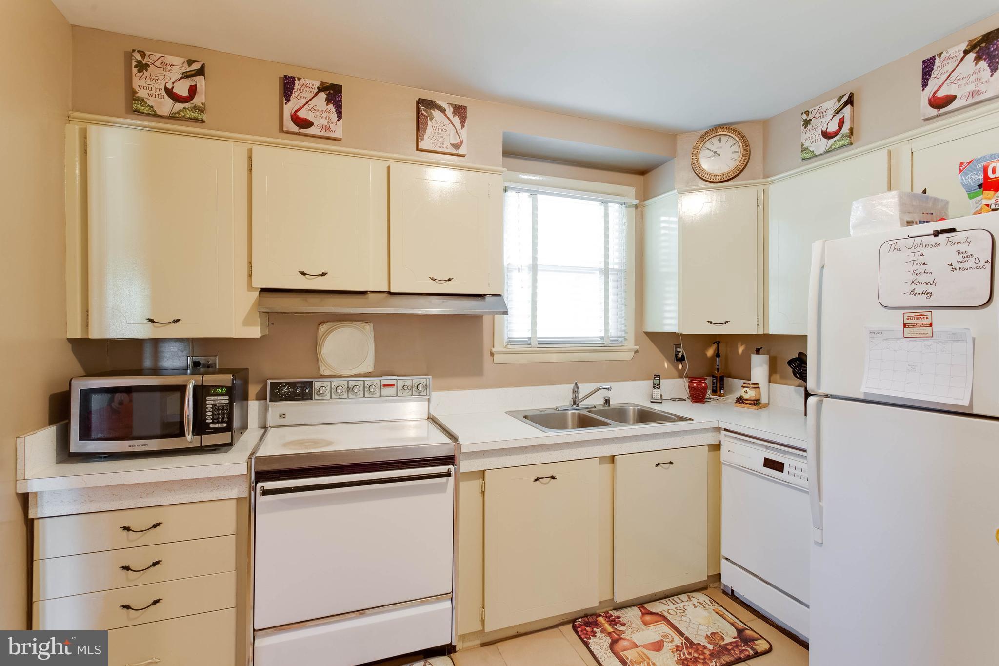 7120 Buchanan Road Temple Hills, MD 20748 - Photo 9 of 26 Kitchen