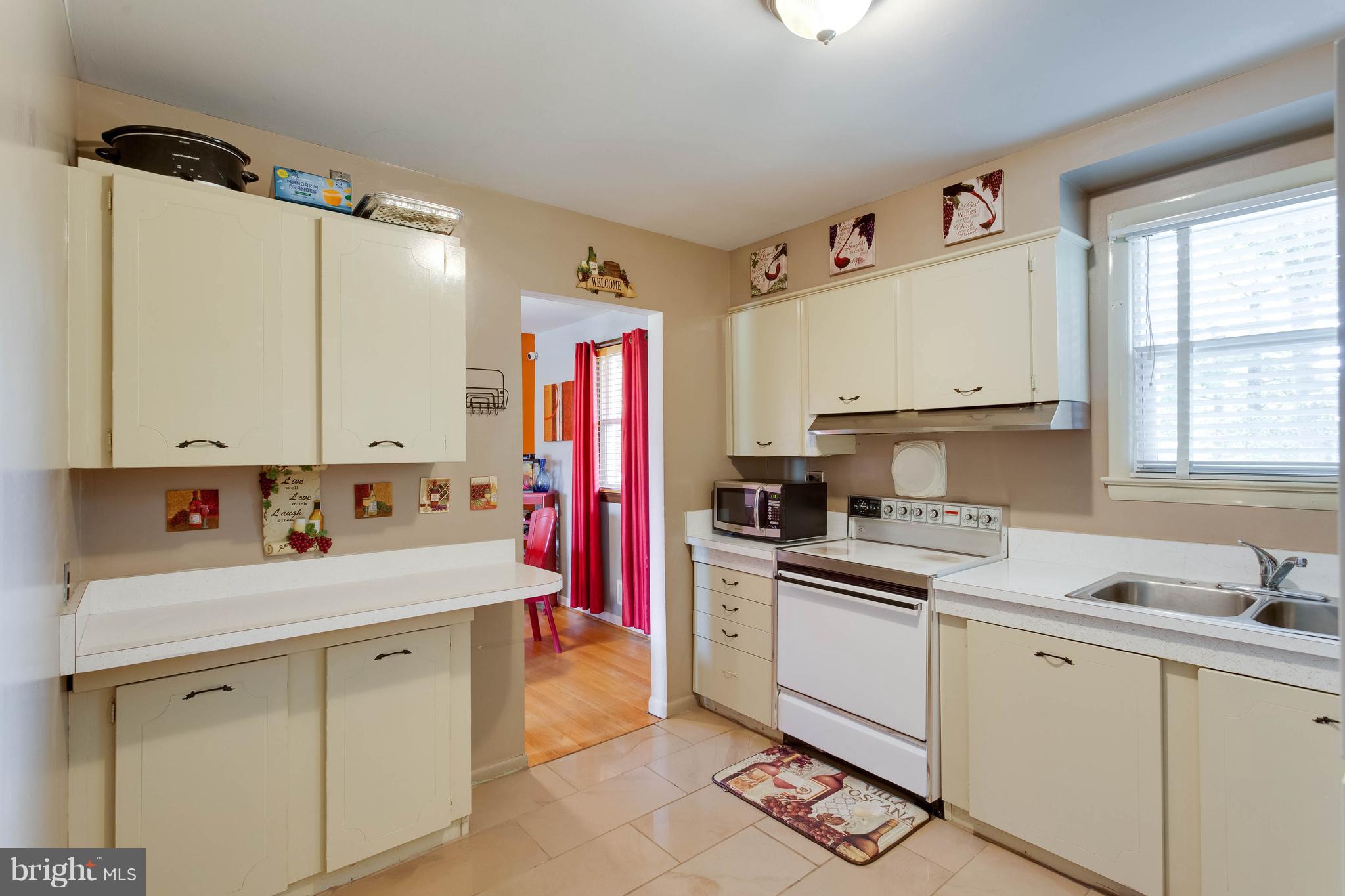 7120 Buchanan Road Temple Hills, MD 20748 - Photo 10 of 26 Kitchen