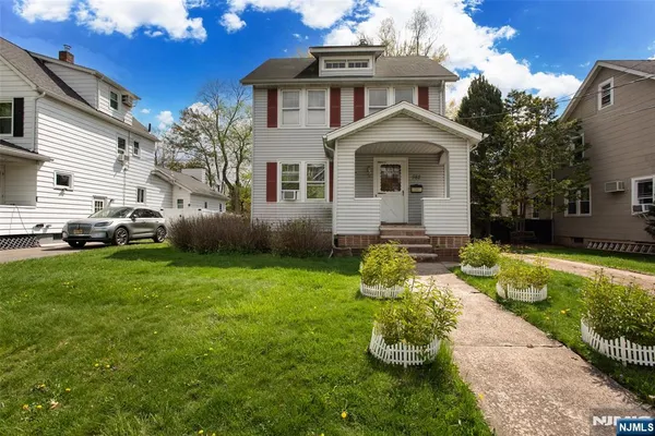 $590,000 | 582 Center Avenue, River Edge, NJ 07661