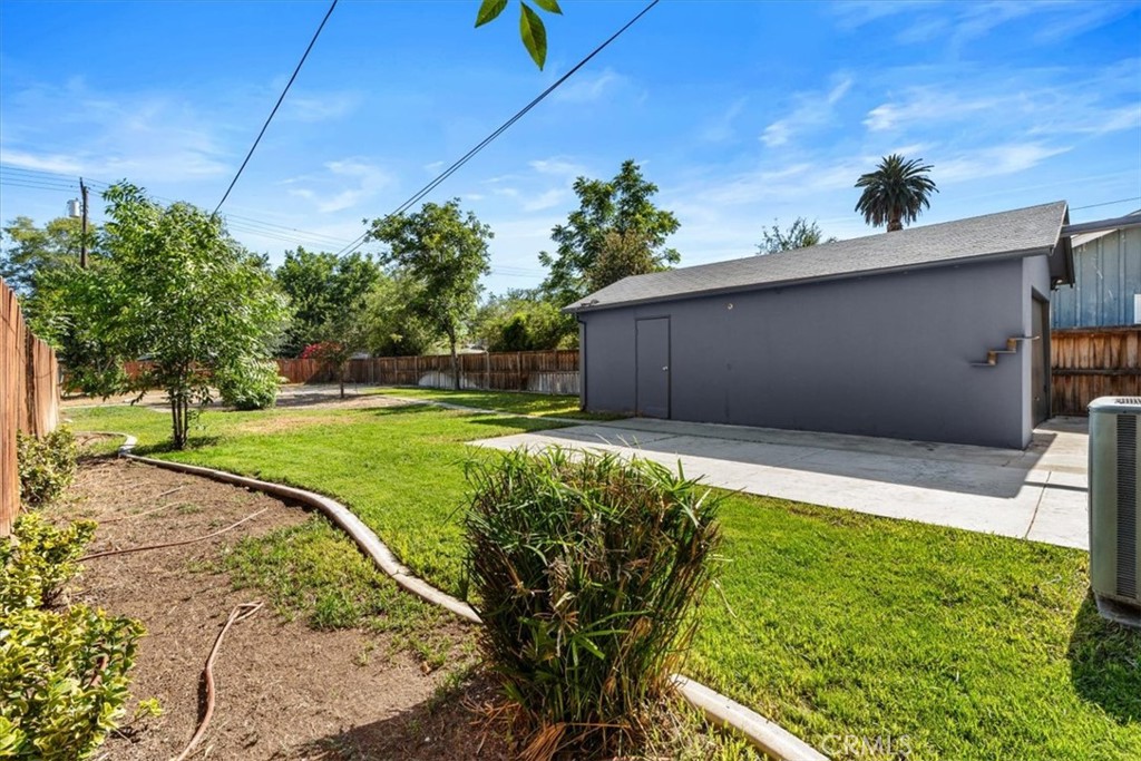 4190 Cover Street Riverside, CA 92506 - Photo 37 of 57
