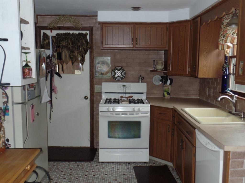 17 Badger Road Binghamton, NY 13901 - Photo 8 of 26 Gallery Image 8