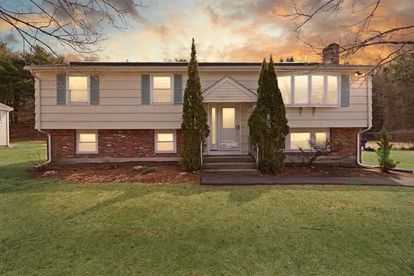 $735,000 | 26 Sandy Ridge Circle, Sharon, MA 02067