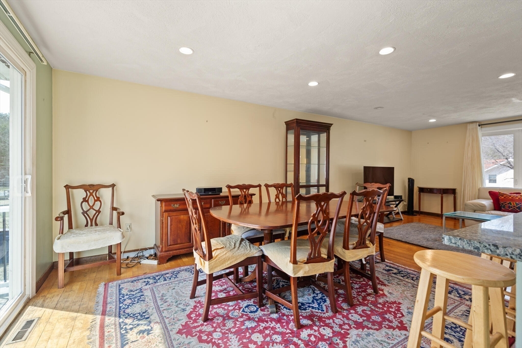 26 Sandy Ridge Circle Sharon, MA 02067 - Photo 14 of 31