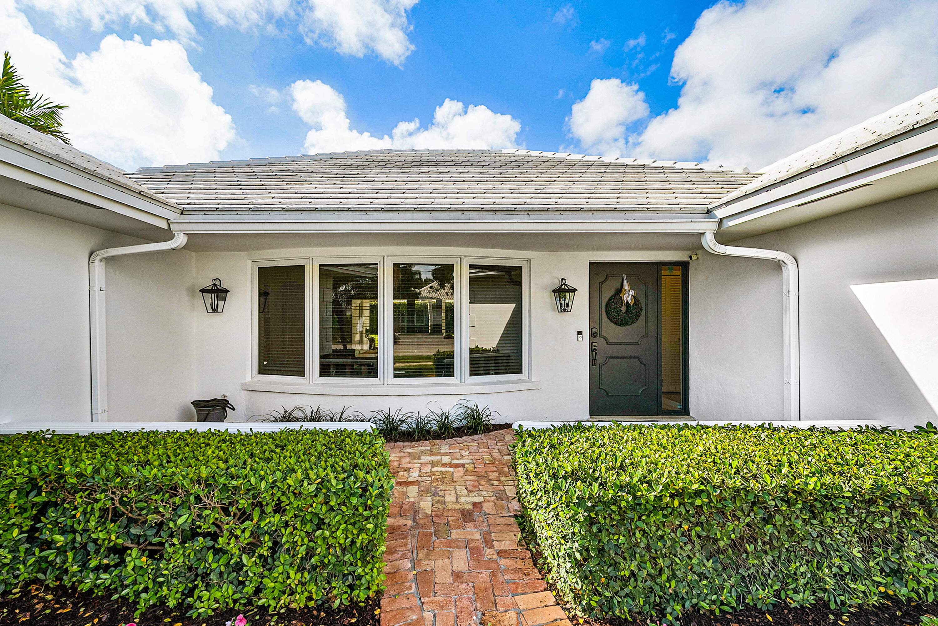 670 Elm Tree Lane Boca Raton, FL 33486 - Photo 3 of 44 004-670ElmTreeLane-BocaRaton-FL-33486-FU