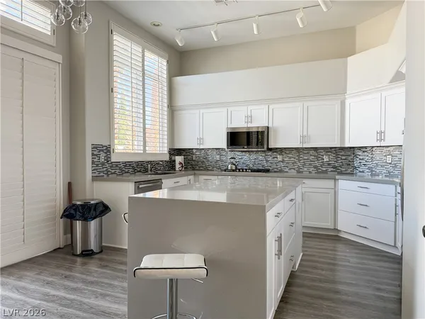 $3,575 | 2012 Scarlet Rose Drive, Las Vegas, NV 89134