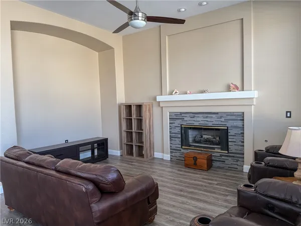 $3,575 | 2012 Scarlet Rose Drive, Las Vegas, NV 89134