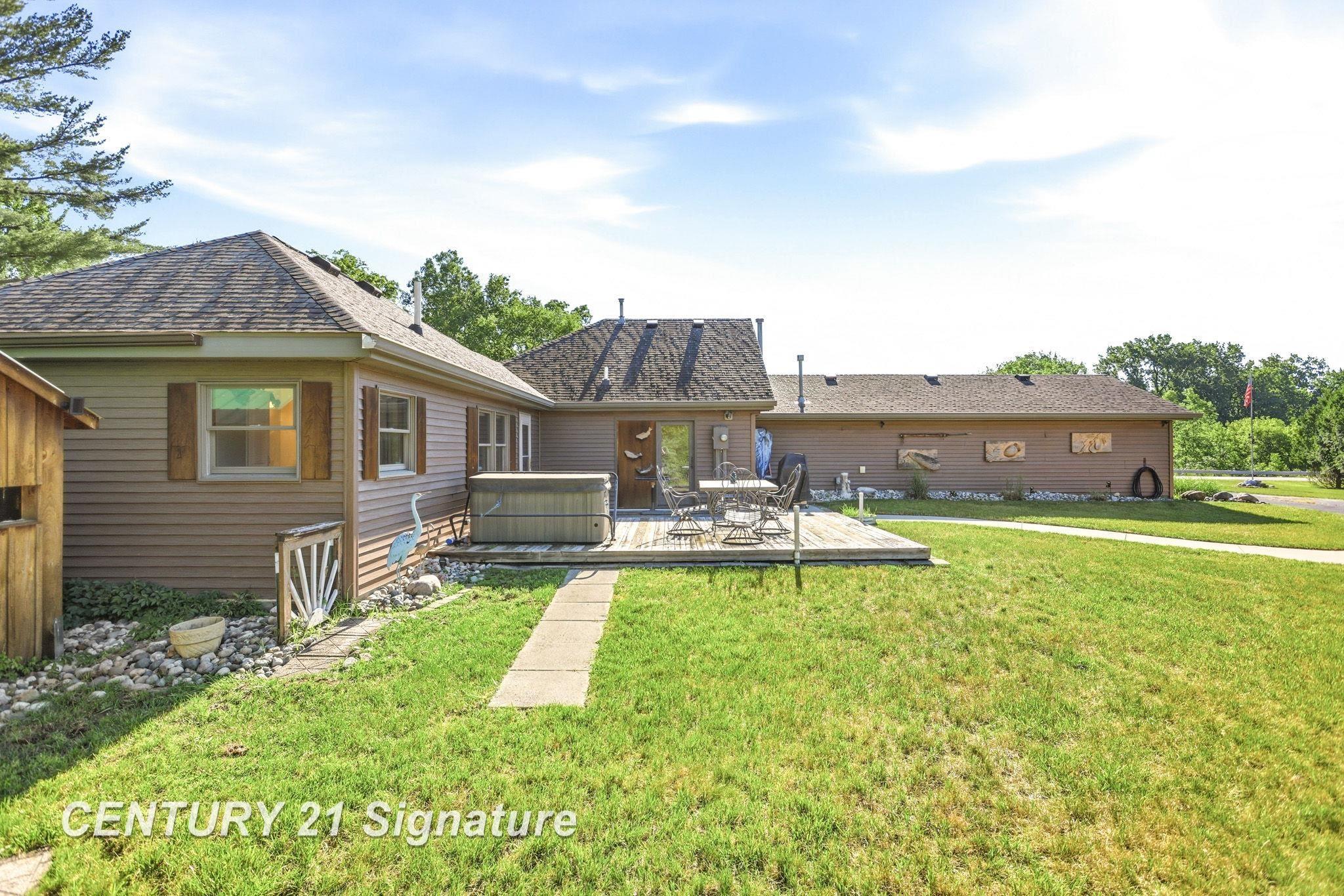 4065 North River Road Freeland, MI 48623 - Photo 40 of 47