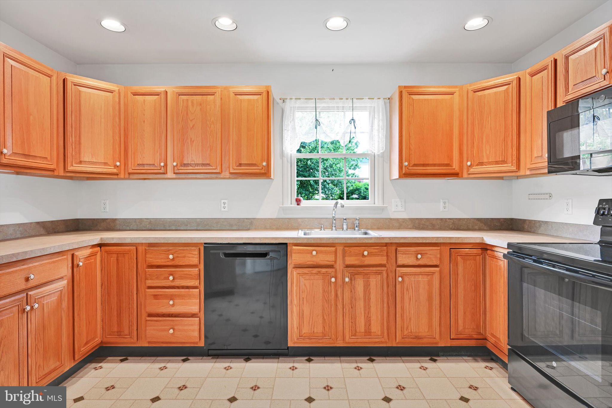 8 Barbara Lane Lititz, PA 17543 - Photo 18 of 57 Gallery Image 18