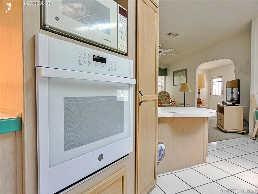 8941 Southwest Chevy Circle Stuart, FL 34997 - Photo 11 of 52 Gallery Image 11