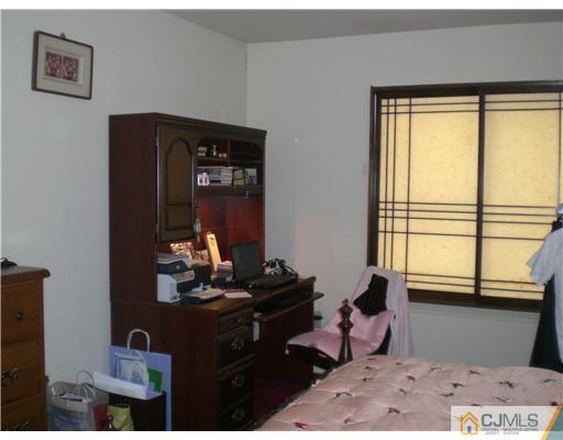 403 Lafayette Road Metuchen, NJ 08840 - Photo 11 of 21 Gallery Image 11