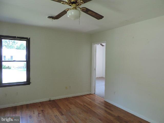 106 Lee Street St. Michaels, MD 21663 - Photo 4 of 7 Living Room