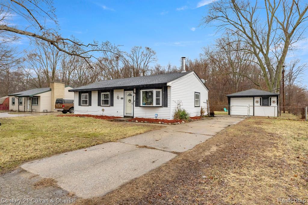 14137 Conover Place Romulus, MI 48174 - Photo 1 of 49
