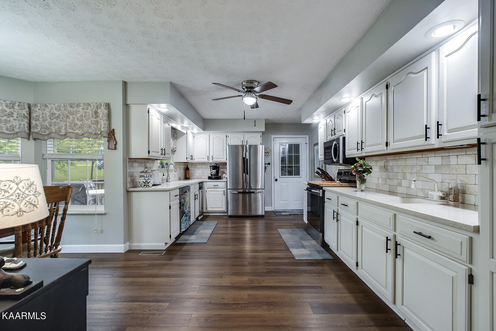 101 Deer Run Vonore, TN 37885 - Photo 18 of 40 18_101 Deer Run_Kitchen01