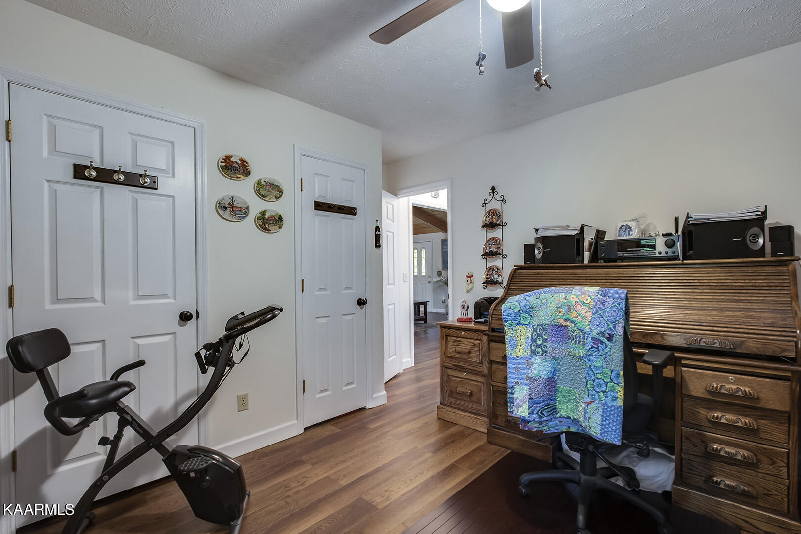 101 Deer Run Vonore, TN 37885 - Photo 35 of 40 35_101 Deer Run_Bedroom3_02