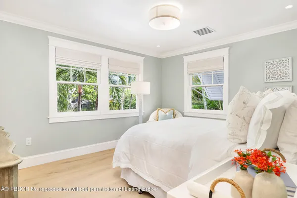 $50,000 | 142 Seabreeze Avenue, Palm Beach, FL 33480