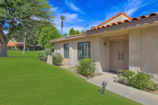 $479,000 | 17 La Cerra Circle, Rancho Mirage, CA 92270