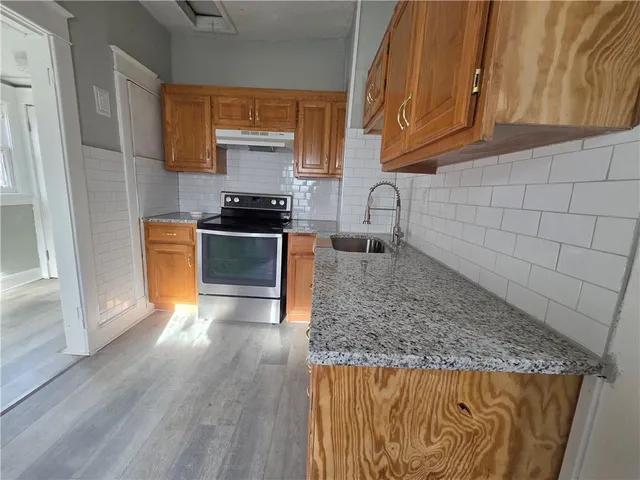 $105,000 | 1908 Kensington Avenue, Kansas City, MO 64127