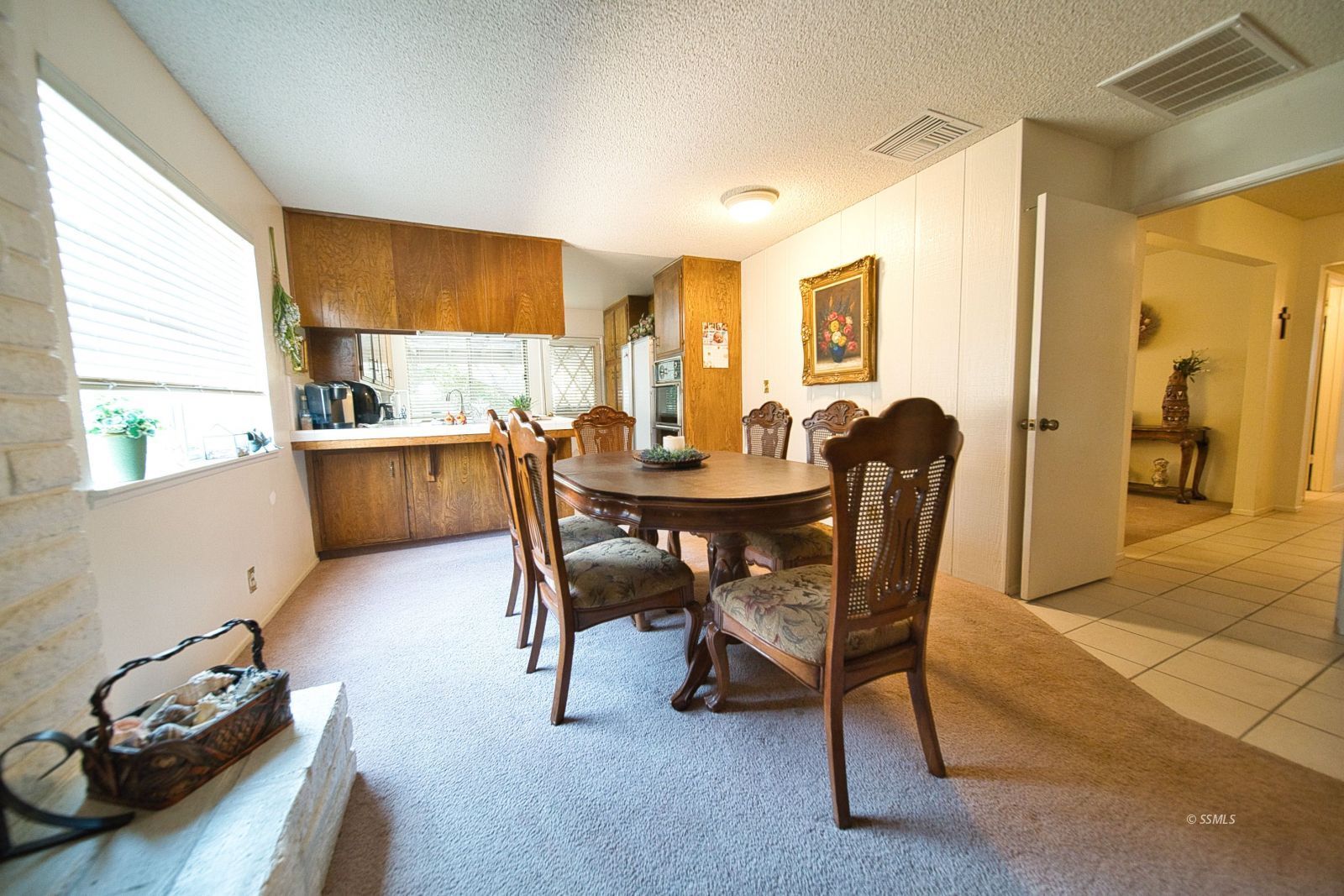 1024 Sherri Street Ridgecrest, CA 93555 - Photo 13 of 41 a dining room with furniture and window