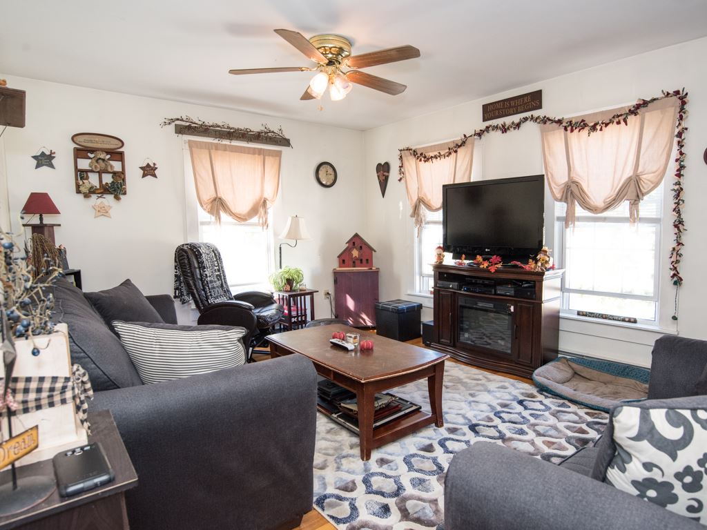 8 Autumn Street Rochester, NH 03868 - Photo 11 of 19