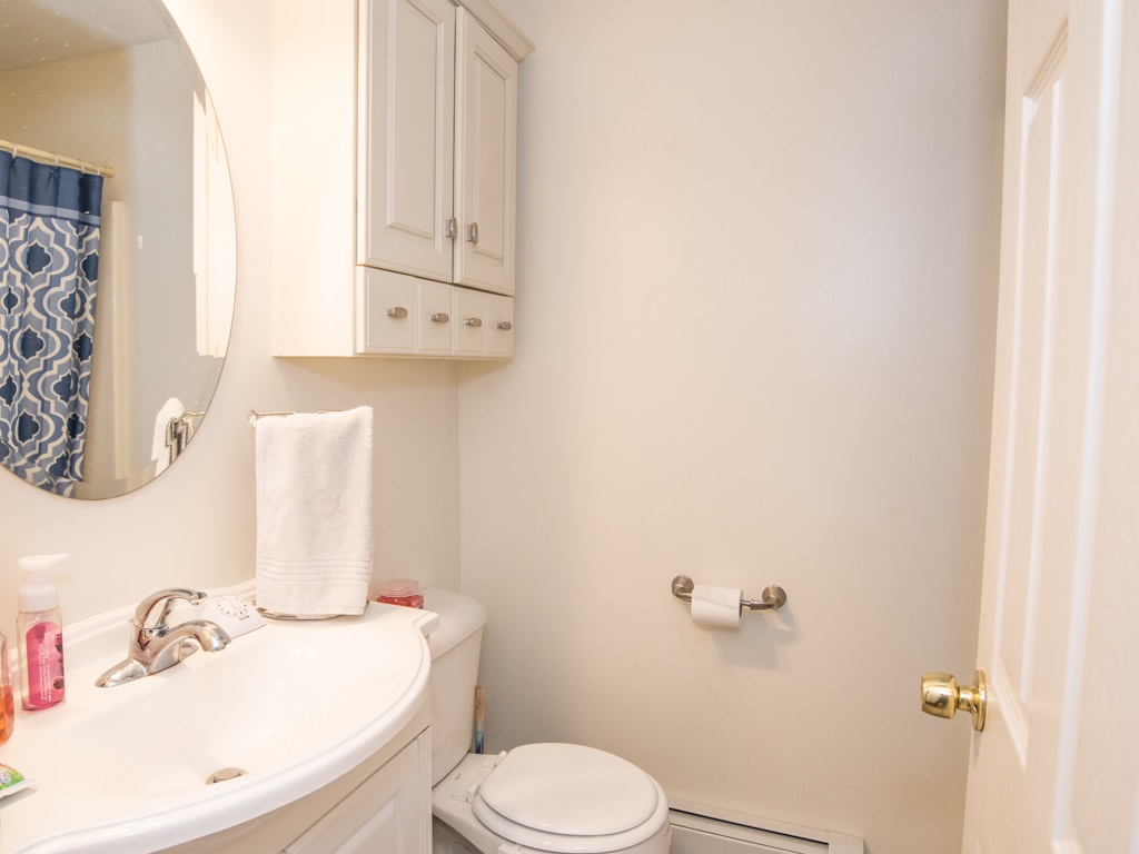 8 Autumn Street Rochester, NH 03868 - Photo 8 of 19