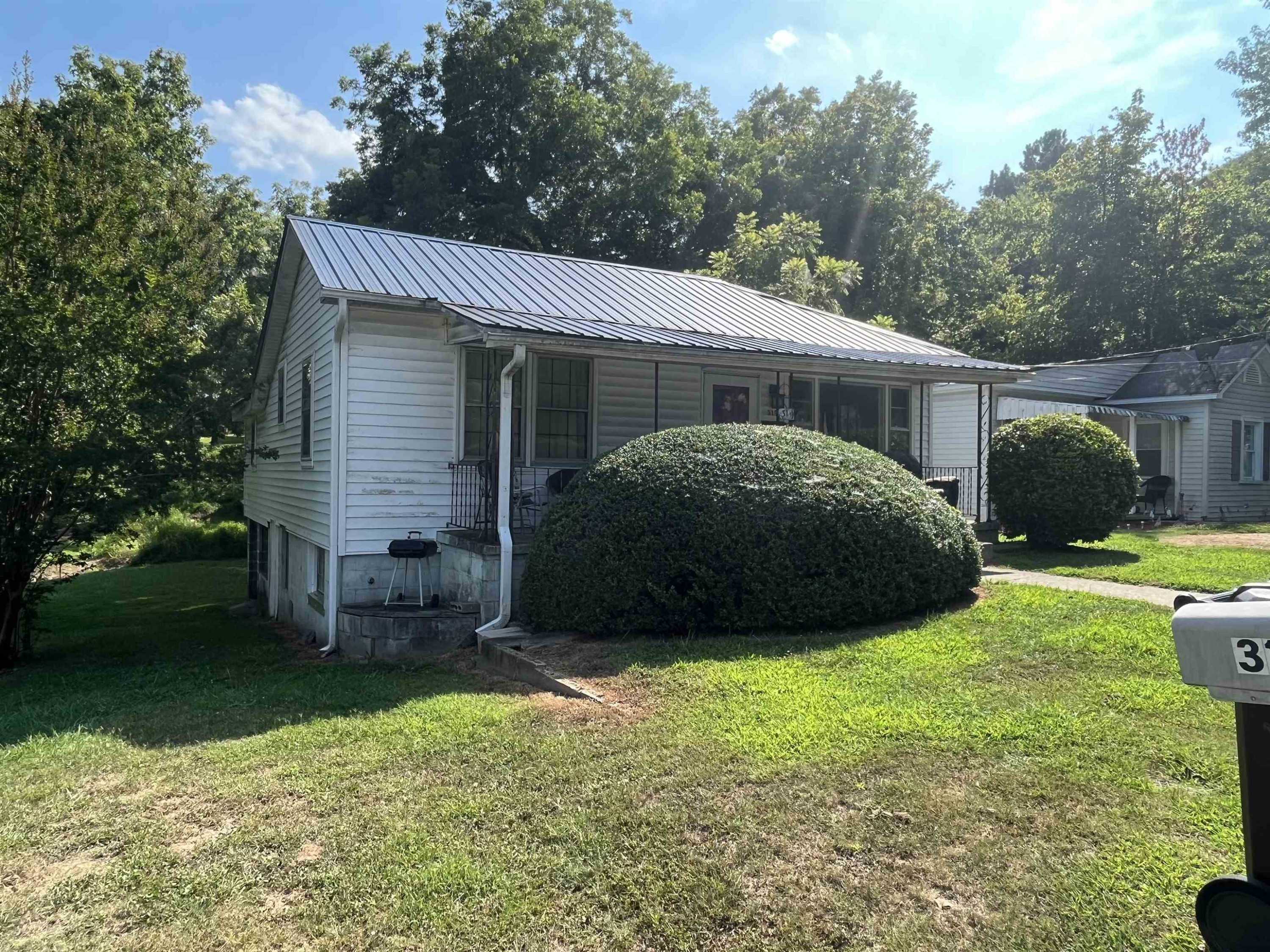 319 High Street Roxboro, NC 27573 - Photo 2 of 3 Photo 2