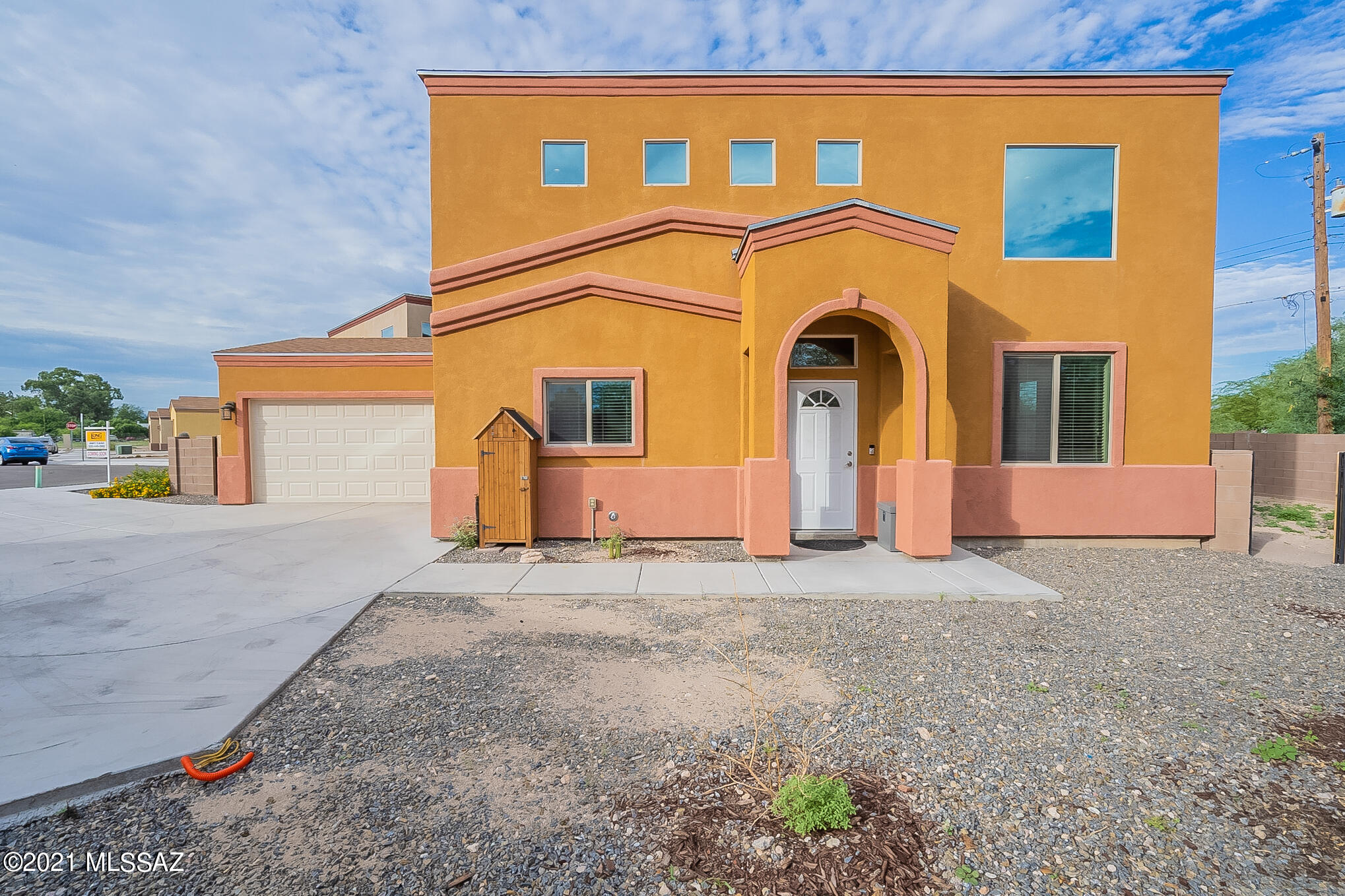 5923 East Alvord Road Tucson, AZ 85706 - Photo 2 of 37 Gallery Image 2