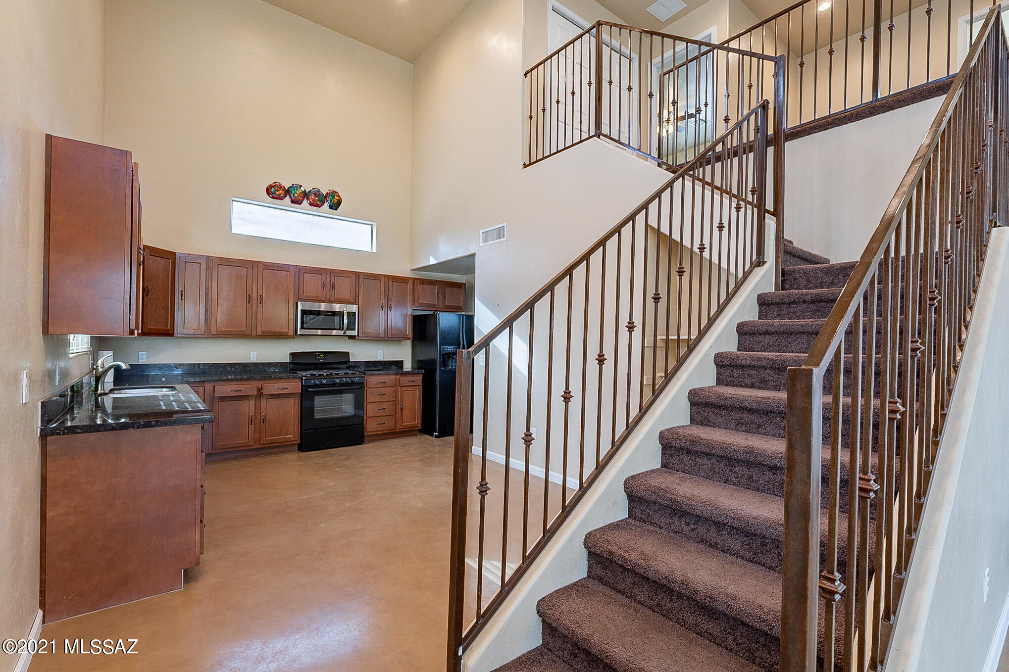 5923 East Alvord Road Tucson, AZ 85706 - Photo 3 of 37 Gallery Image 3