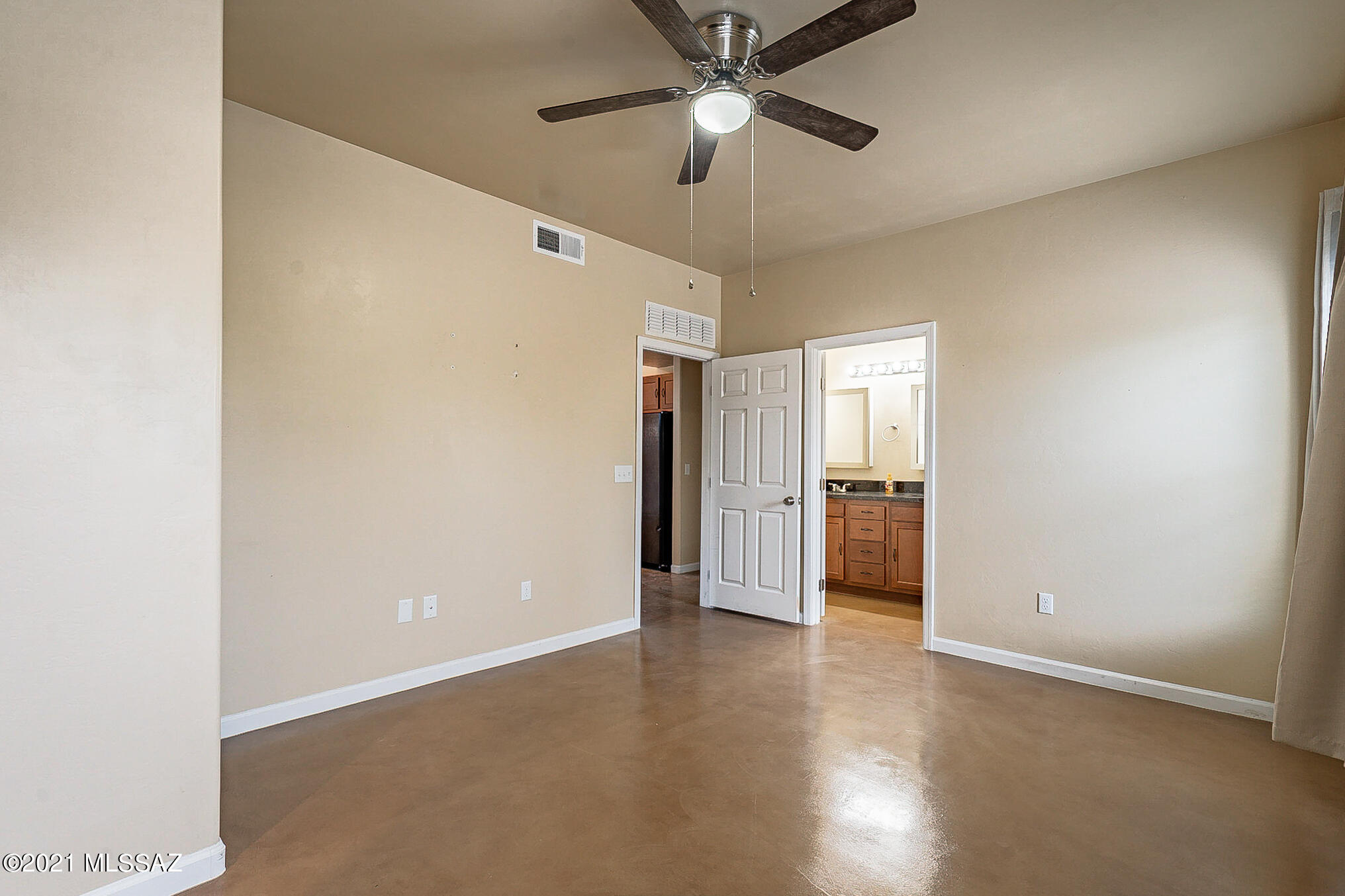 5923 East Alvord Road Tucson, AZ 85706 - Photo 8 of 37 Gallery Image 8