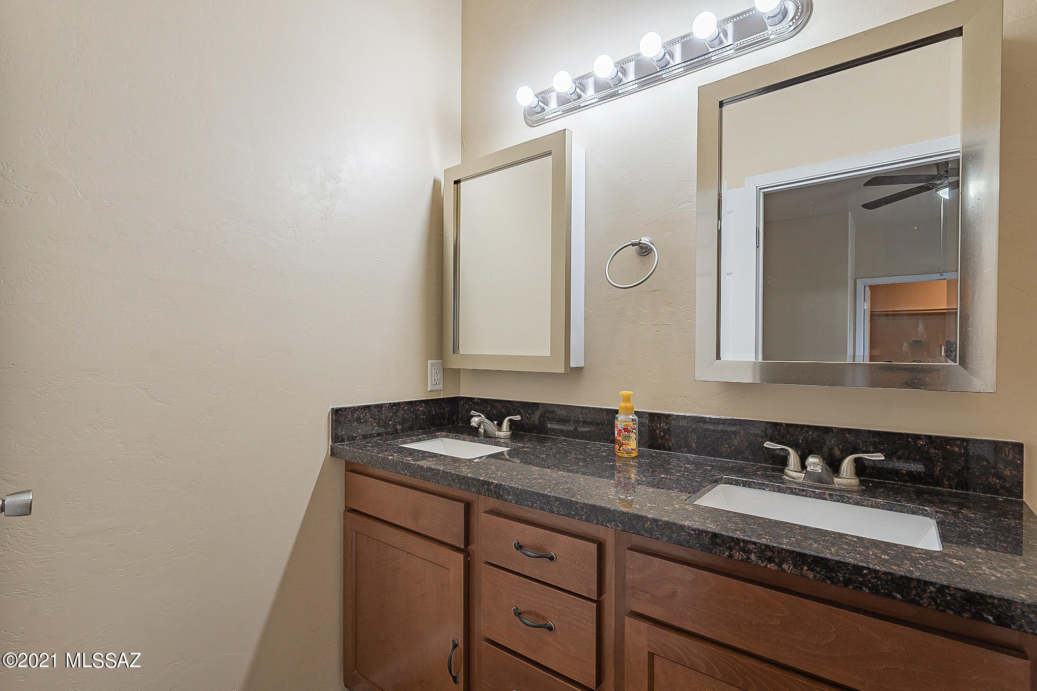 5923 East Alvord Road Tucson, AZ 85706 - Photo 10 of 37 Gallery Image 10