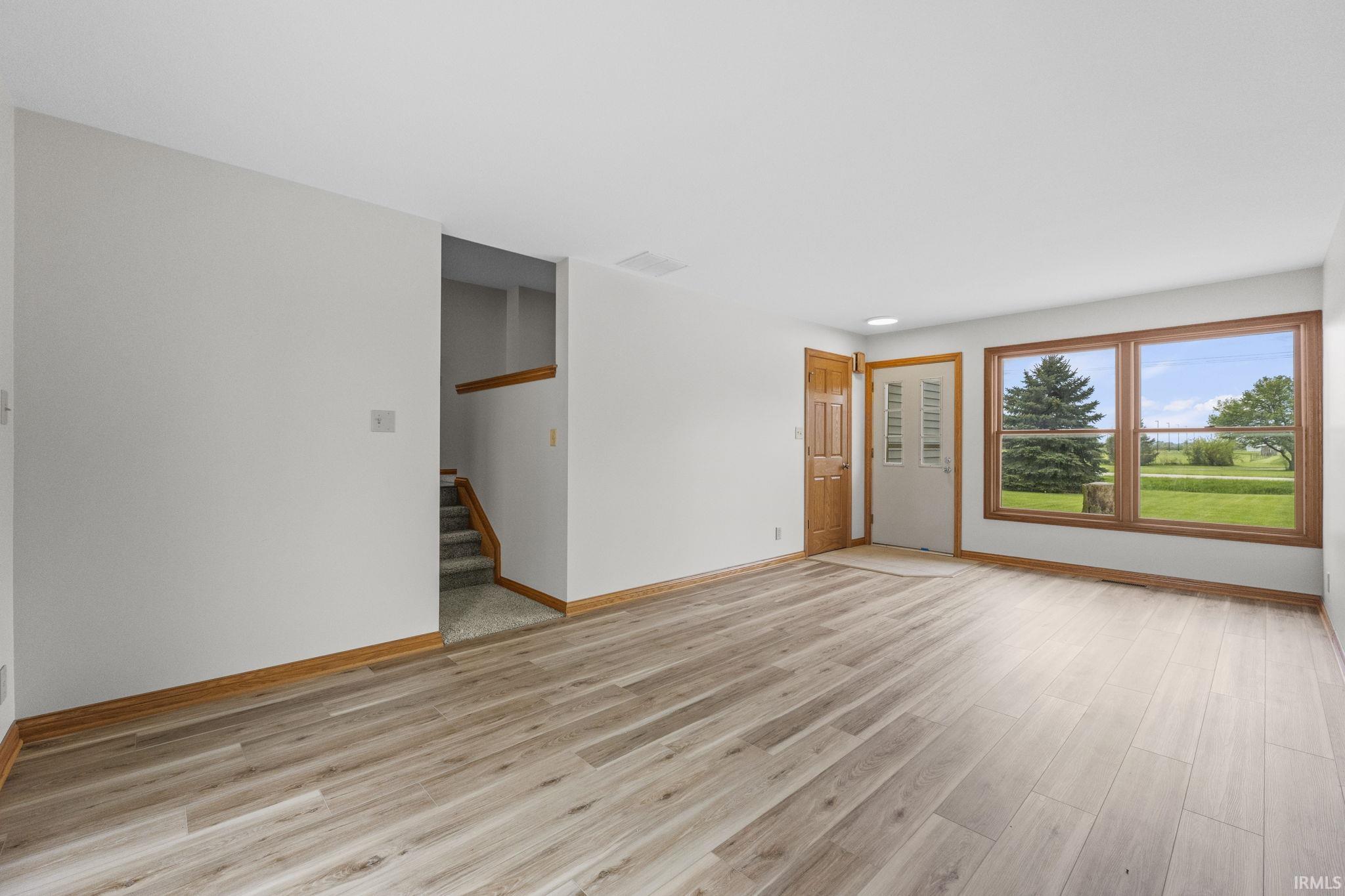 1635 Webster Road New Haven, IN 46774 - Photo 5 of 31