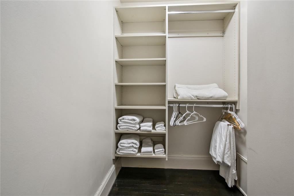 620 Decatur Street, Unit PHB2 New Orleans, LA 70130 - Photo 21 of 40 Gallery Image 21