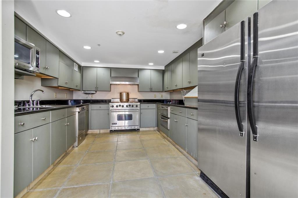 620 Decatur Street, Unit PHB2 New Orleans, LA 70130 - Photo 30 of 40 Gallery Image 30