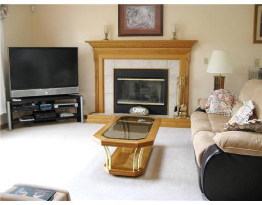 101 Spring Ridge Drive Butler, PA 16001 - Photo 2 of 18 Living Room. This living room is open to the dining room and kitchen and is highlighted by a large bow window and an attractive gas fireplace and mantle.