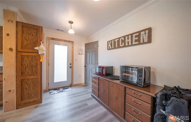 $525,000 | 18899 Iron Mine Road, Licking, MO 65542