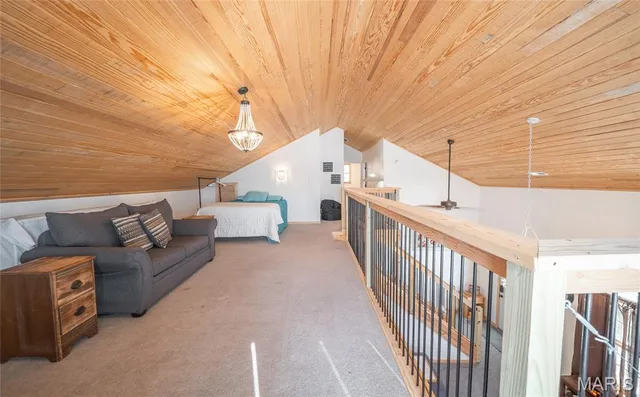 $525,000 | 18899 Iron Mine Road, Licking, MO 65542