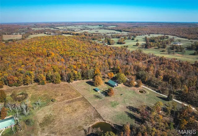 $525,000 | 18899 Iron Mine Road, Licking, MO 65542